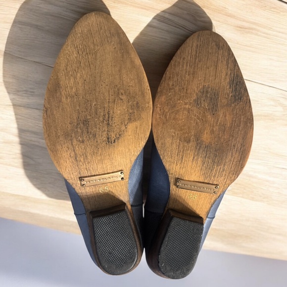 Very Volatile Los Angeles blue booties size 6.5 - Picture 9 of 10